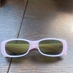 LE SPECS Unreal! Quilted Sunglasses Baby Doll Pink